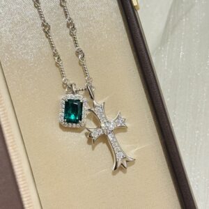 925 Sterling Silver Emerald Stone Cross Necklace Close Up