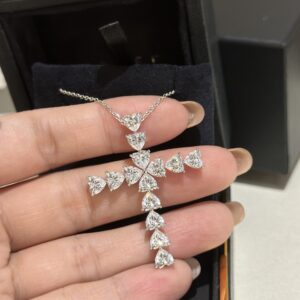 925 Sterling Silver Heart Cross Necklace Detail