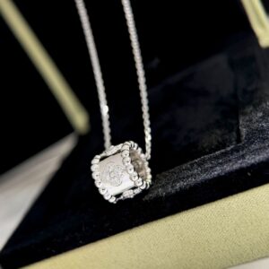 925 Sterling Silver Kaleidoscope Clover Necklace Wholesale
