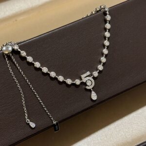925 Sterling Silver Number 5 Round Stone Necklace Close Up