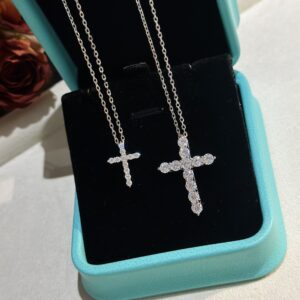 925 Sterling Silver Pave Cross Necklace Close Up