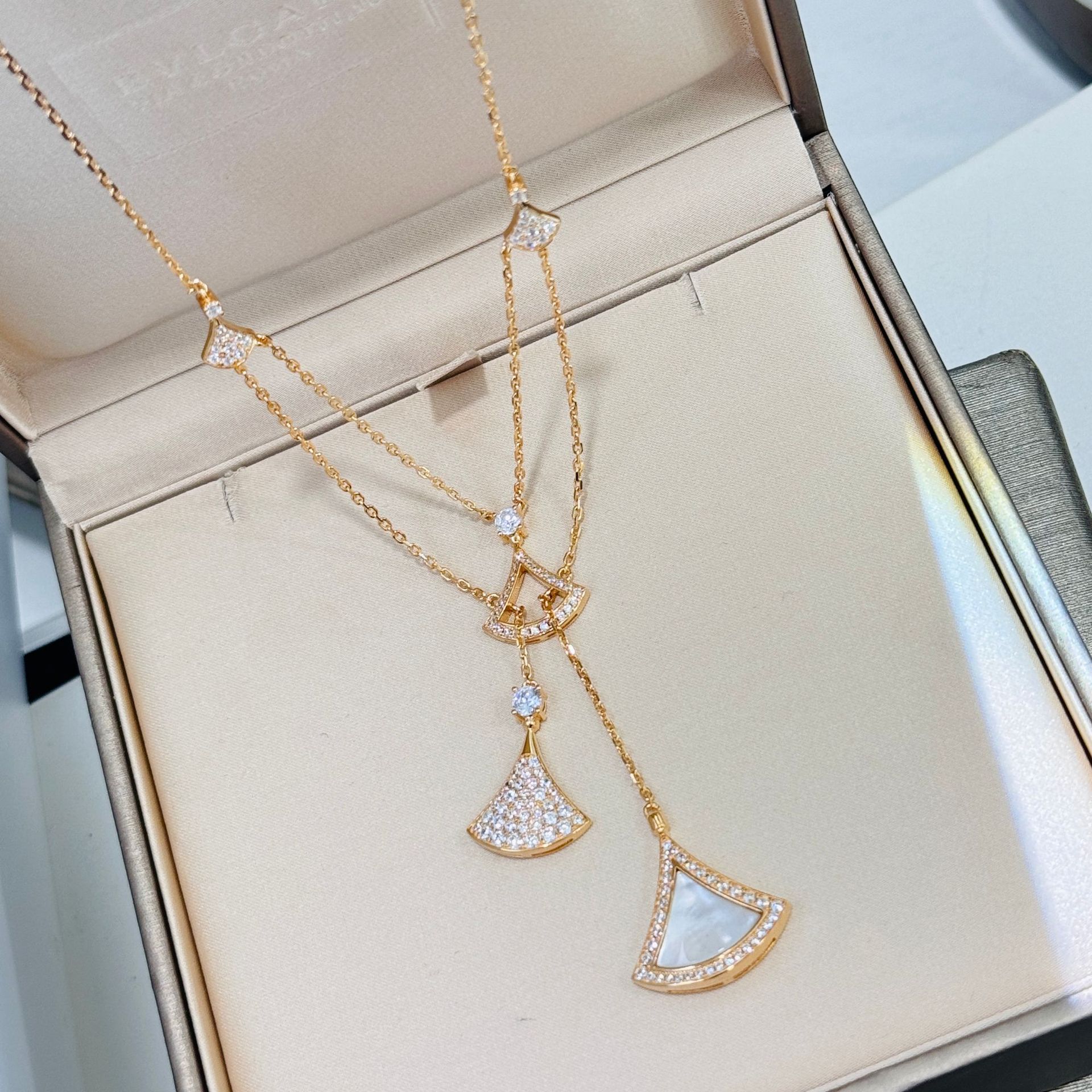 925 Sterling Silver Pleated Tassel Necklace