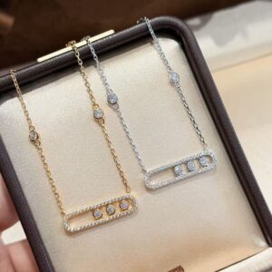 925 Sterling Silver Three Stone Sliding Necklace Detail