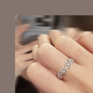 925 Sterling Silver Baguette Teardrop Open Ring Detail