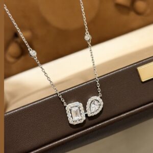925 Sterling Silver Baguette Teardrop Stone Necklace Jewelry Display