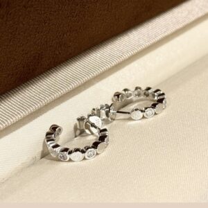 925 Sterling Silver Bead Half Hoop Stud Earrings Jewelry Display