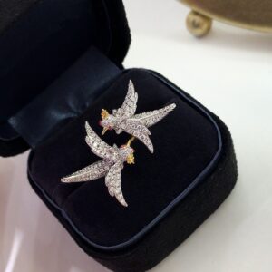 925 Sterling Silver Bird on Stone Open Necklace Detail