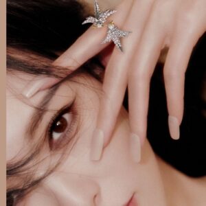 925 Sterling Silver Bird on Stone Open Necklace Close Up