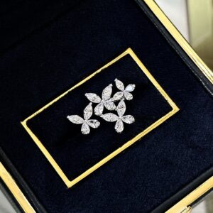 925 Sterling Silver Blossom Flower Ring Detail