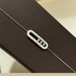 925 Sterling Silver Brushed Three Stone Sliding Bracelet Close Up