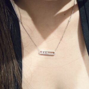 925 Sterling Silver Brushed Three Stone Sliding Necklace Detail