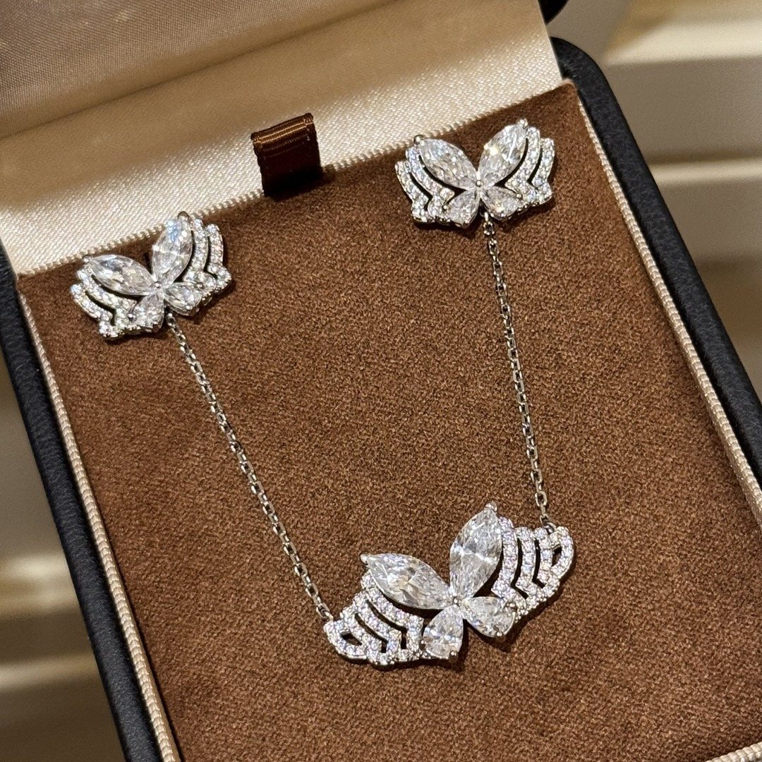 925 Sterling Silver Butterfly Marquise Stone Stud Earrings 925 Sterling Silver Butterfly Marquise Stone Stud Earrings