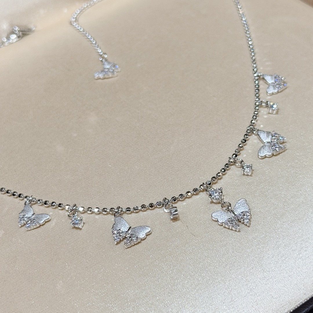 925 Sterling Silver Butterfly Tassel Necklace 925 Sterling Silver Butterfly Tassel Necklace