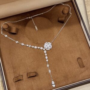925 Sterling Silver Camellia Flower Tassel Necklace Detail
