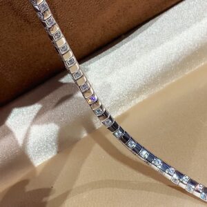 925 Sterling Silver Checkered Serpent Bracelet Jewelry Display