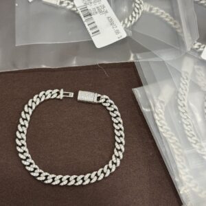 925 Sterling Silver Clover Necklace Jewelry Display