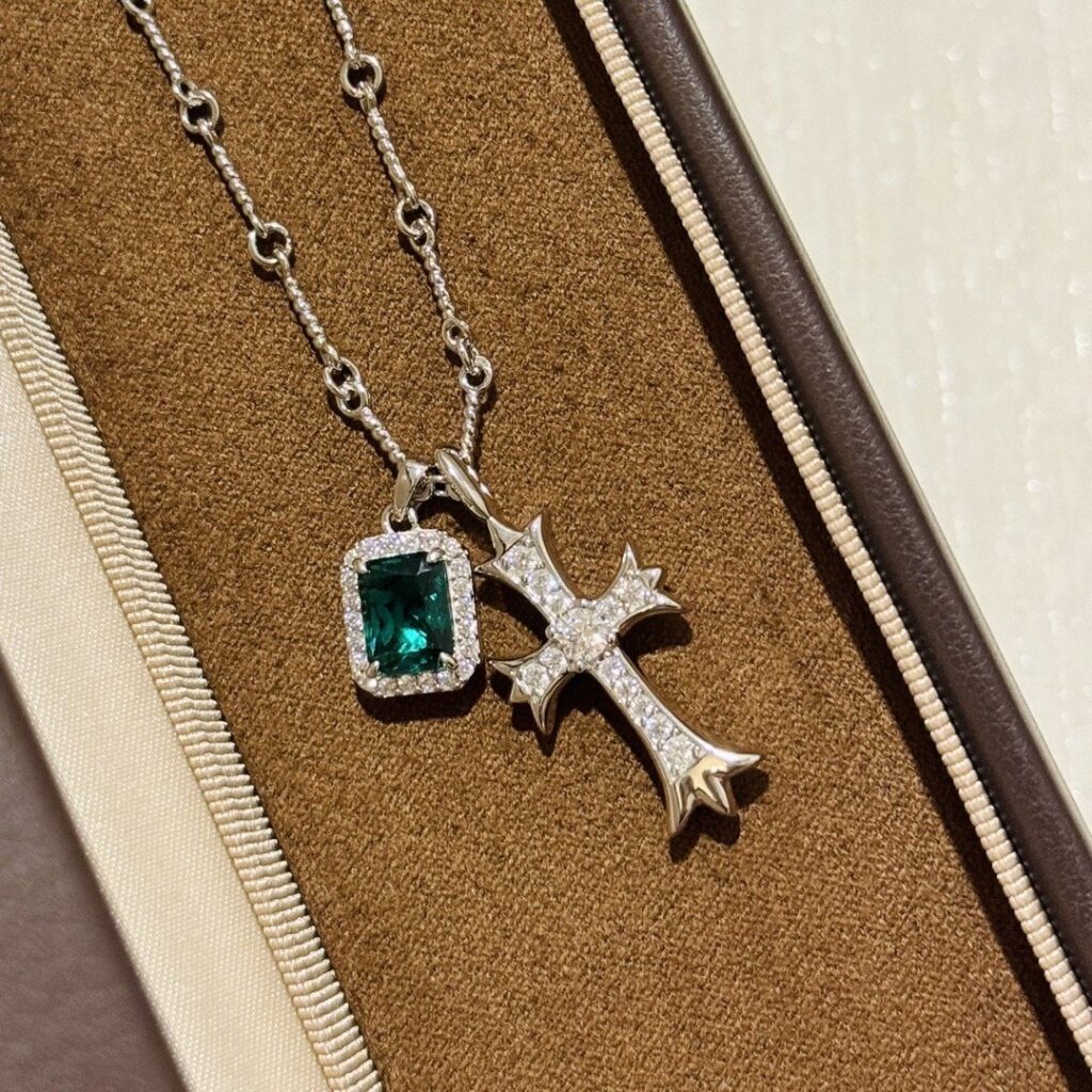 925 Sterling Silver Cross Emerald Stone Necklace Wholesale