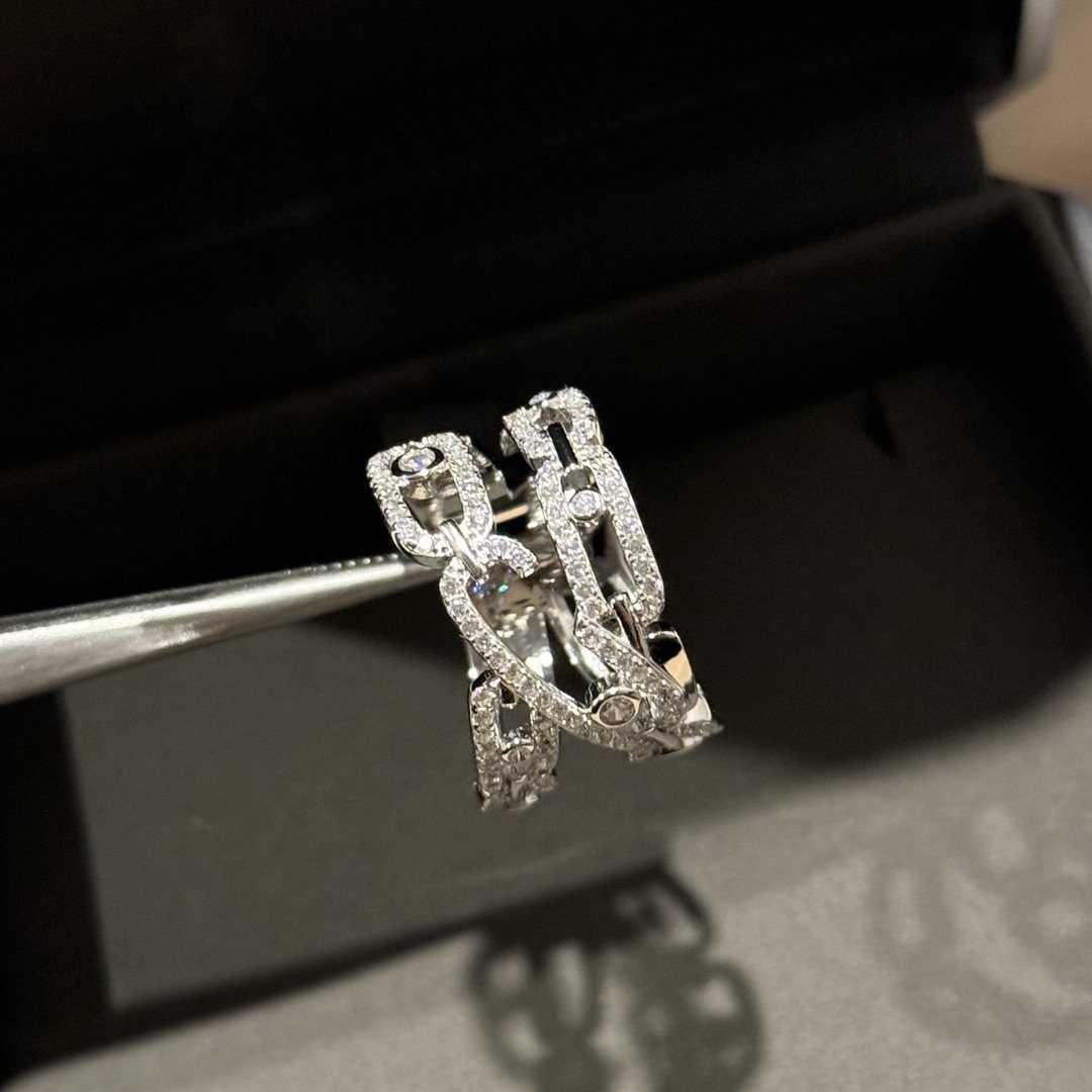 925 Sterling Silver Cross Over Pave Ring 925 Sterling Silver Cross Over Pave Ring