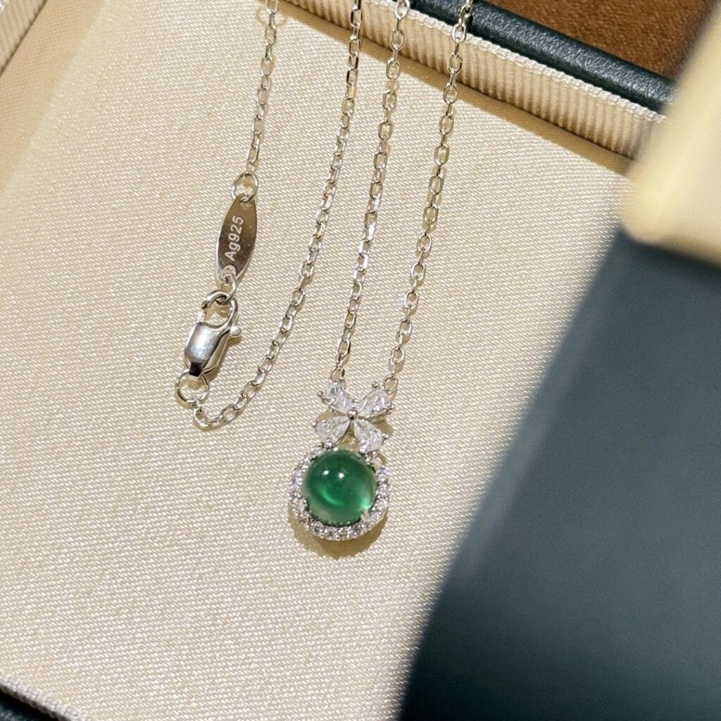 925 Sterling Silver Emerald Butterfly Necklace Wholesale