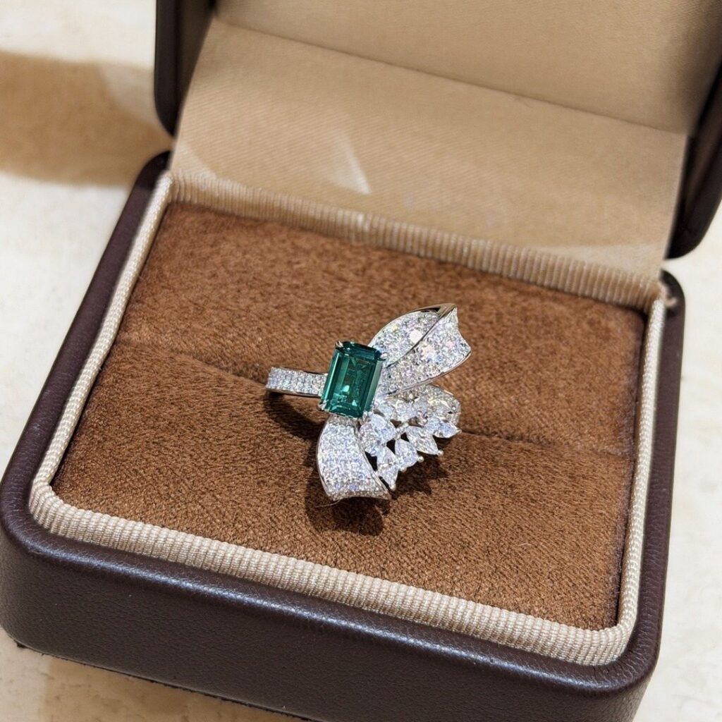 925 Sterling Silver Emerald Butterfly Ring Wholesale