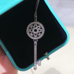 925 Sterling Silver Floral Eye Key Necklace Close Up