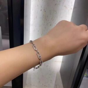 925 Sterling Silver Full Pave Sliding Stone Bracelet Detail