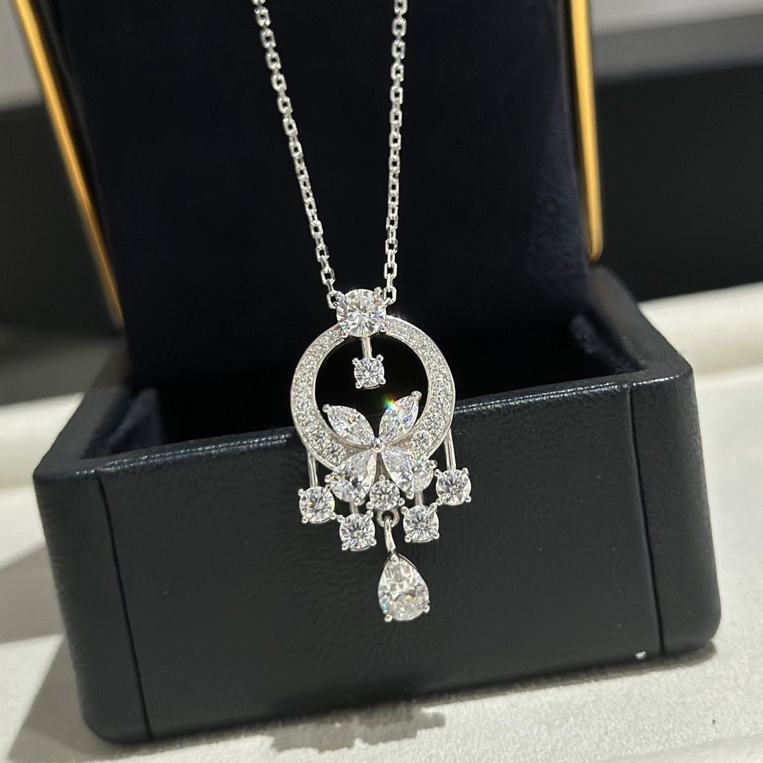 925 Sterling Silver Garden Butterfly Necklace 925 Sterling Silver Garden Butterfly Necklace