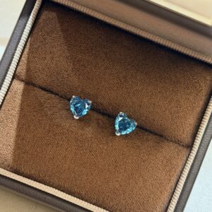 925 Sterling Silver Heart Blue Stone Stud Earrings Wholesale