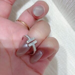 925 Sterling Silver High Sparkle Stone Ring Lifestyle View