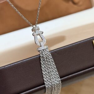925 Sterling Silver Horsebit Tassel Necklace Close Up