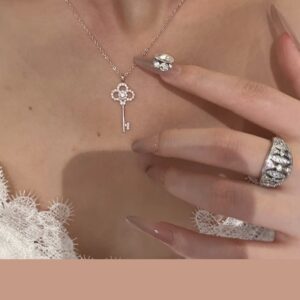 925 Sterling Silver Key Pendant Necklace Detail