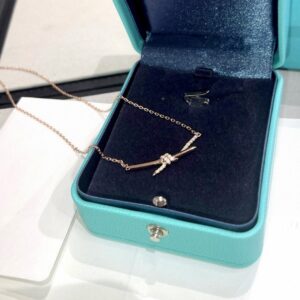 925 Sterling Silver Knot Bow Necklace Lifestyle View