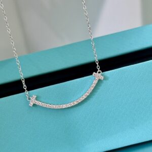 925 Sterling Silver Large Lock Necklace Jewelry Display