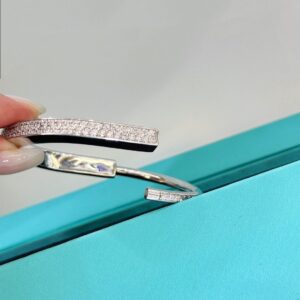 925 Sterling Silver Lock Pave Bangle Jewelry Display