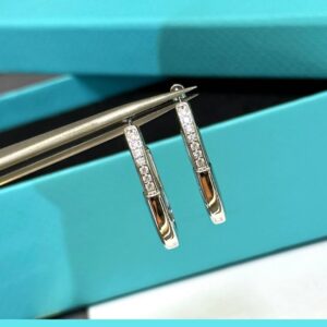925 Sterling Silver Lock Stud Earrings Wholesale 925 Sterling Silver Lock Stud Earrings Wholesale