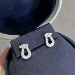 925 Sterling Silver Mini Pave Horsebit Stud Earrings Detail