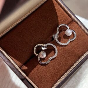 925 Sterling Silver Mini Pave Stud Earrings Jewelry Display