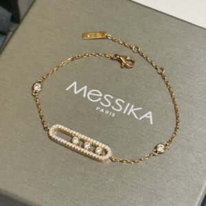 925 Sterling Silver Minimal Bracelet Jewelry Display