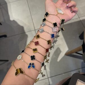 925 Sterling Silver Mixed Color Clover Bracelet Detail