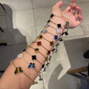 925 Sterling Silver Mixed Color Clover Bracelet Close Up