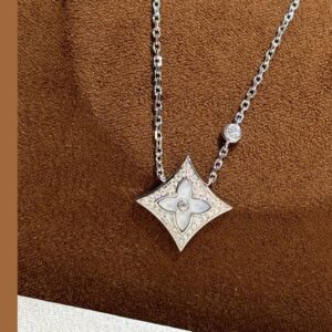 925 Sterling Silver Mother of Pearl Clover Necklace Wholesale