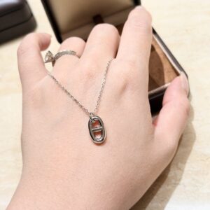 925 Sterling Silver Oval Link Necklace Packaging View
