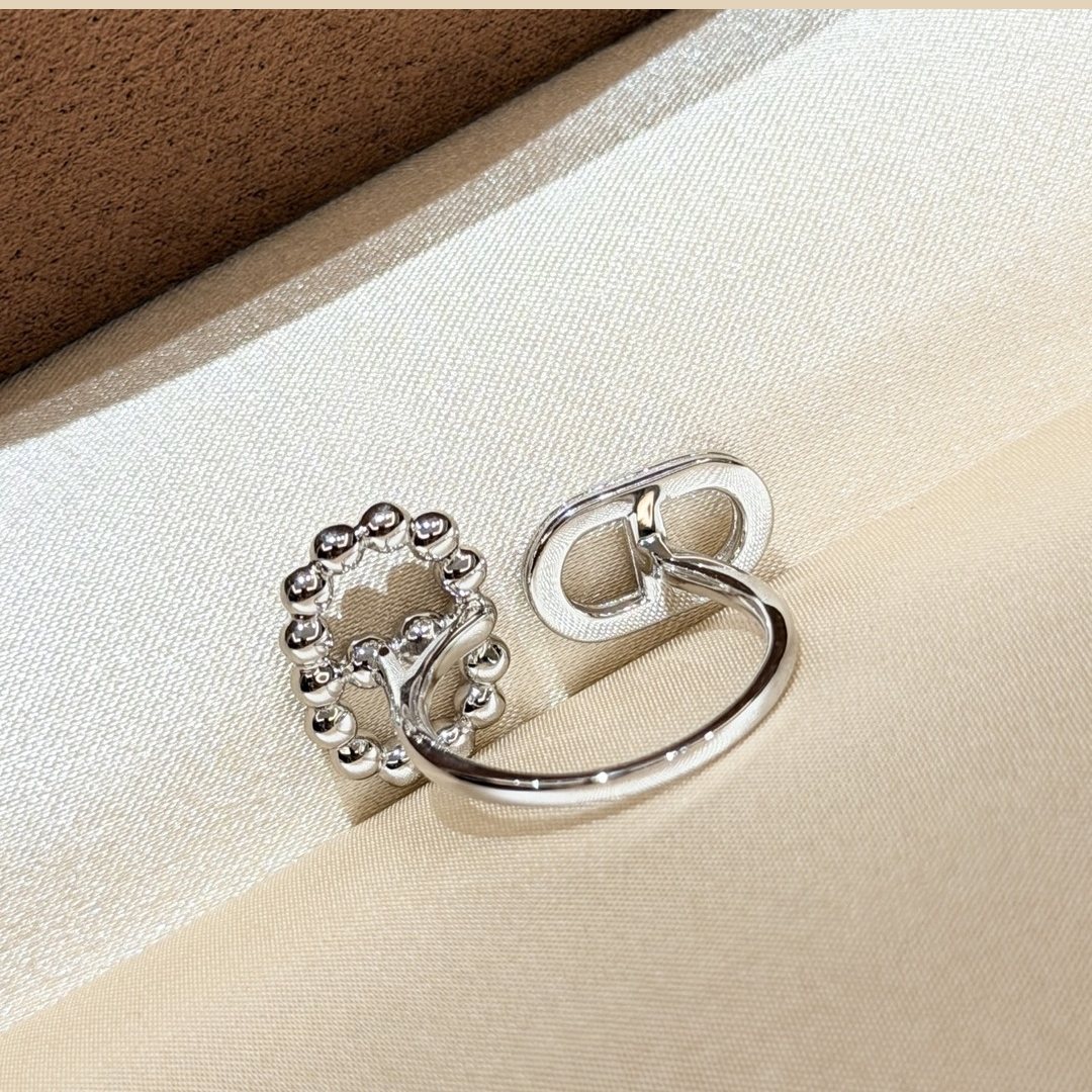 925 Sterling Silver Oval Link Open Ring 925 Sterling Silver Oval Link Open Ring