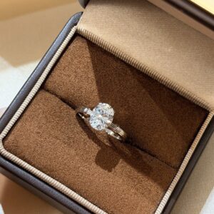 925 Sterling Silver Oval Simulated Stone Ring Wholesale