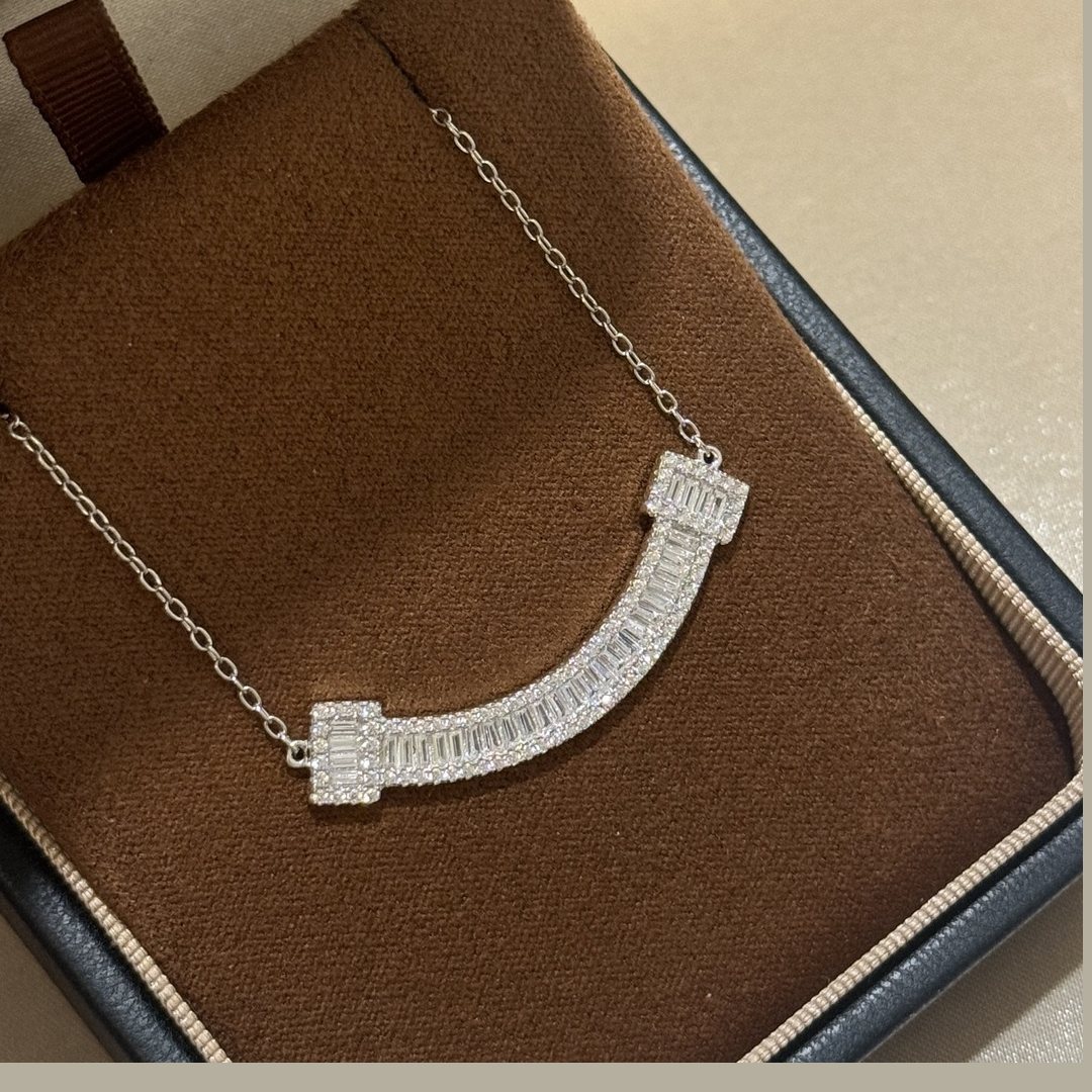 925 Sterling Silver Pave Baguette Stone Necklace 925 Sterling Silver Pave Baguette Stone Necklace