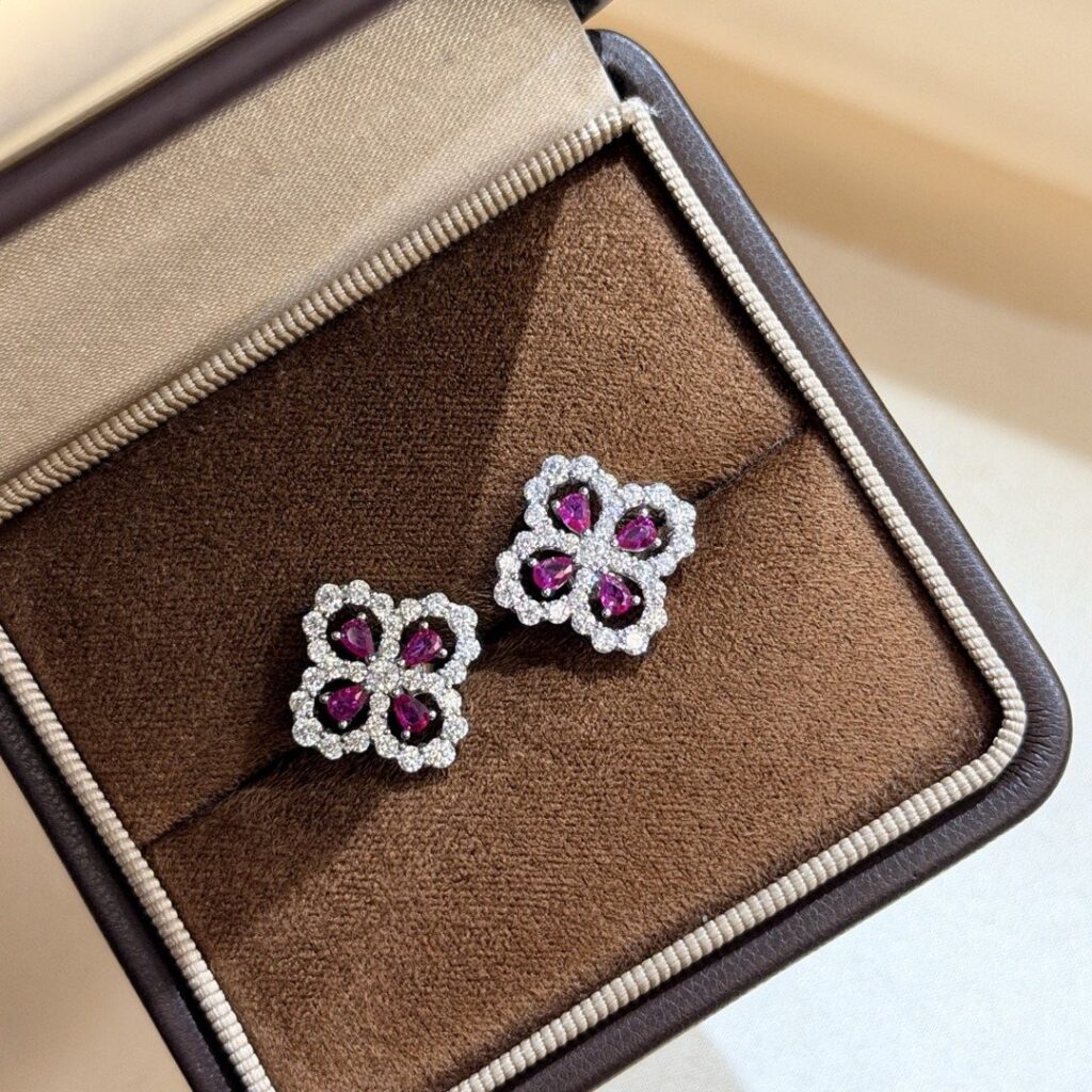 925 Sterling Silver Pave Clover Stud Earrings Wholesale