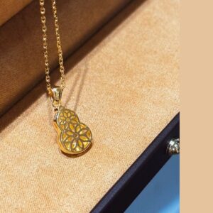 925 Sterling Silver Pave Gourd Necklace Jewelry Display