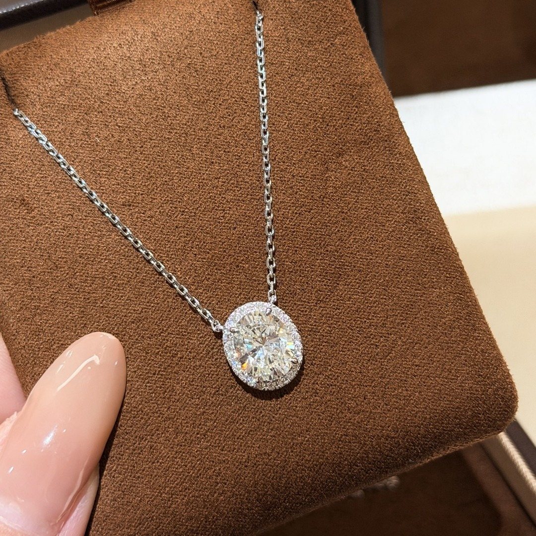 925 Sterling Silver Pave Oval Link Necklace 925 Sterling Silver Pave Oval Link Necklace