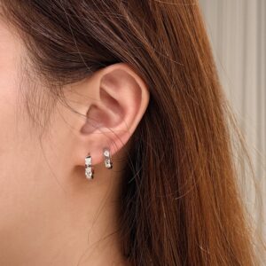 925 Sterling Silver Quilted Stud Earrings Detail