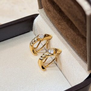925 Sterling Silver Screw Stud Earrings Lifestyle View